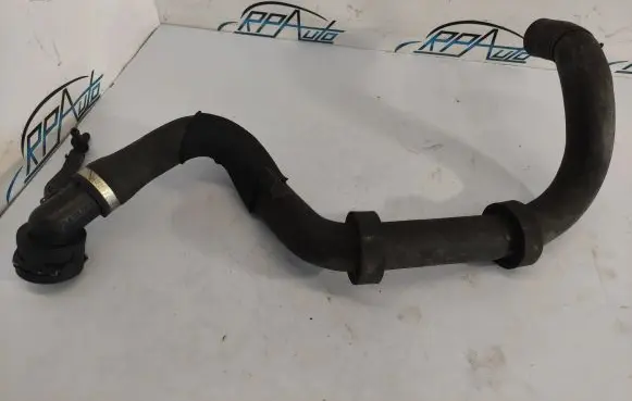 Engine coolant pipe/hose