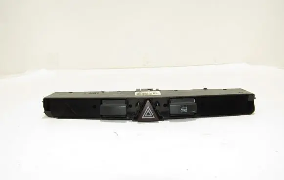 Opel Astra H Hazard light switch 03758075