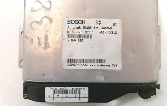 BMW 7 E38 ABS control unit/module 0265109023 1164130