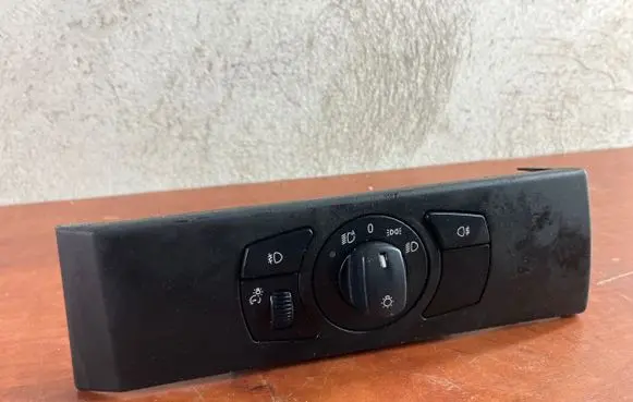 BMW 5 E60 E61 Light switch 6953735