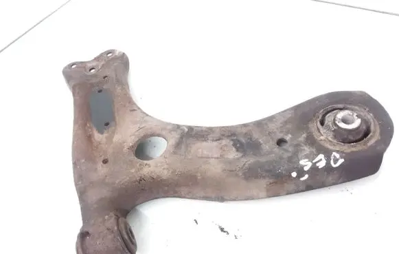Skoda Rapid (NH) Front lower control arm/wishbone 6R0407152F