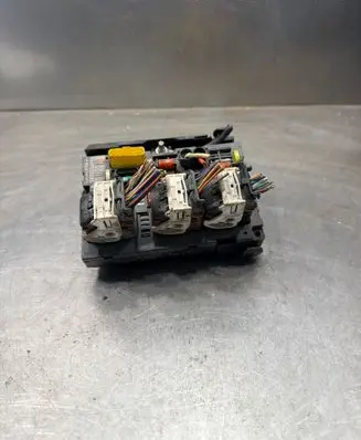 Citroen Berlingo BSM Control unit 9807028880