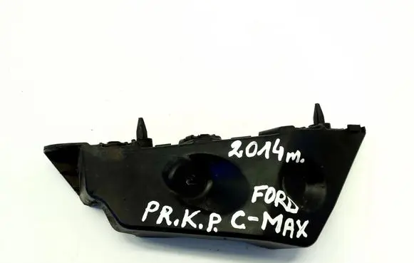 Front bumper mounting bracket