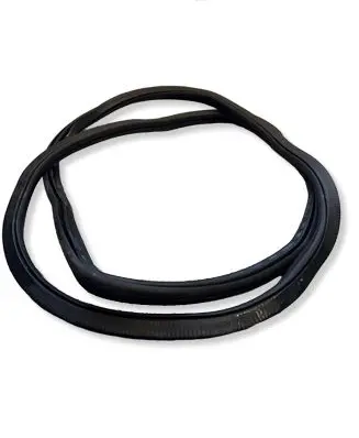 BMW i5 G60 Front door rubber seal 5A05896