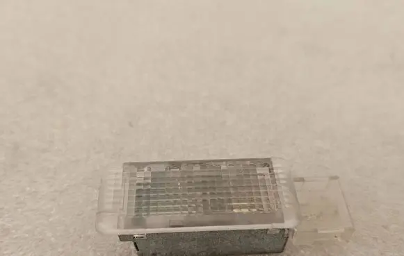 Volkswagen PASSAT B5.5 Other interior light 0947415