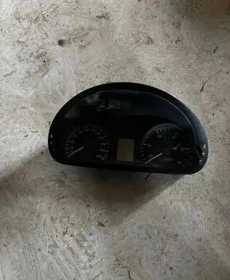 Mercedes-Benz Vito Viano W639 Speedometer (instrument cluster) A6394462121 102681004 71270397