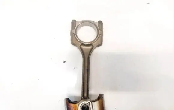 Honda Civic Piston with connecting rod