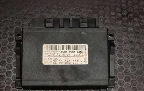 Mercedes-Benz C W203 Parking PDC control unit/module A2095450032 0263004026