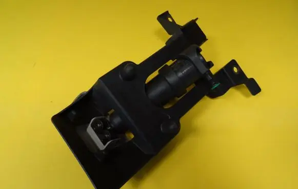 Mazda 5 Headlight washer spray nozzle CC2951077