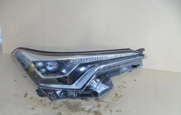 Toyota C-HR I Headlight/headlamp 81110-F4071-00