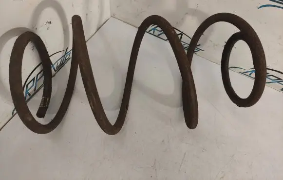 Chrysler Voyager Front coil spring 5006762AA
