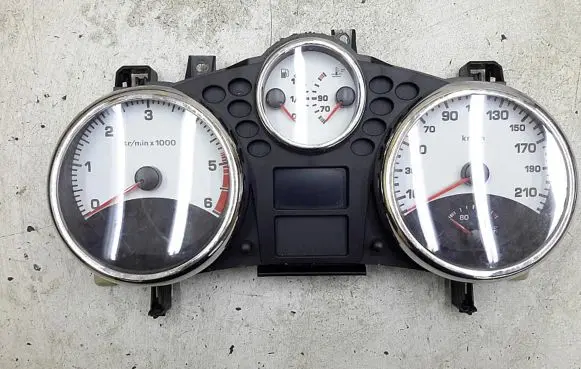 Peugeot 207 Speedometer (instrument cluster) 9666133380