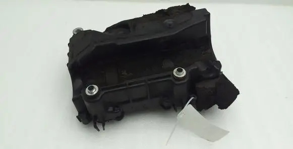 Volkswagen PASSAT B7 Intake resonator 03C145650C 03C103502K