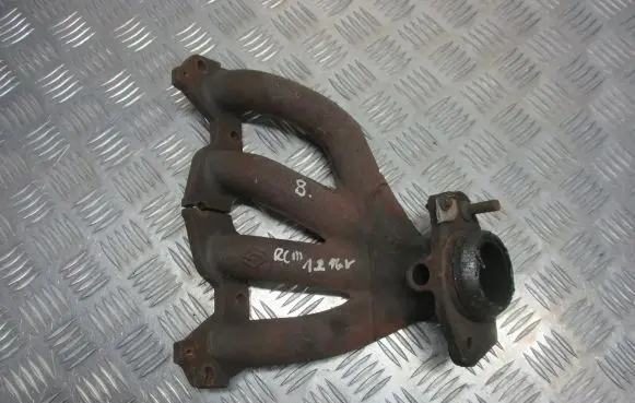 Renault Clio III Exhaust manifold