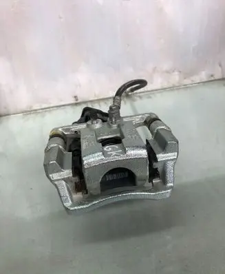 Hyundai Kona II Rear brake caliper 20240611