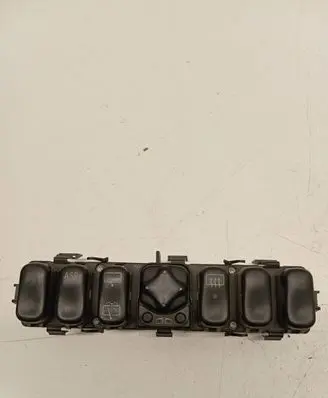 Mercedes-Benz A W168 Wing mirror switch 1688203610 33010901
