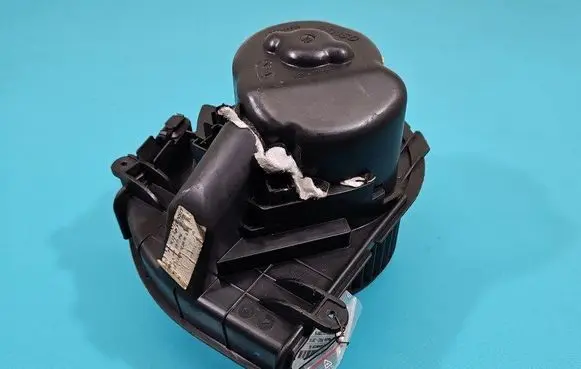 Heater fan/blower
