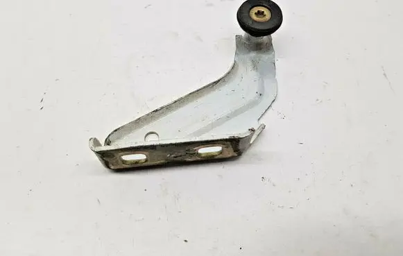 Renault Kangoo I Sliding door upper roller guide/hinge 303515H