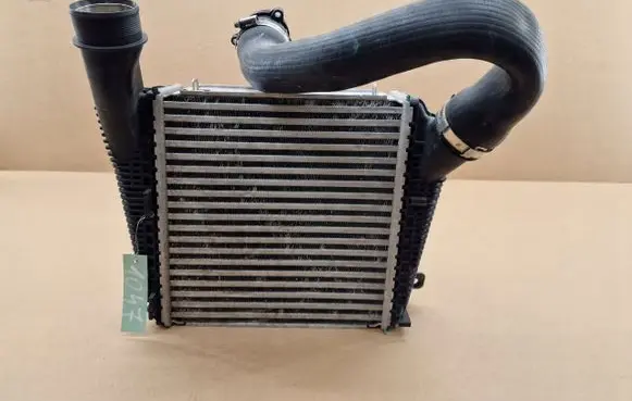 Porsche Panamera (971) Intercooler radiator