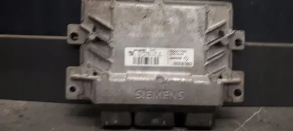 Renault Twingo II Engine control unit/module ECU 8200417597