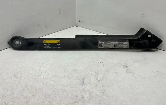 Volkswagen e-Golf Radiator support slam panel bracket 5G0805932