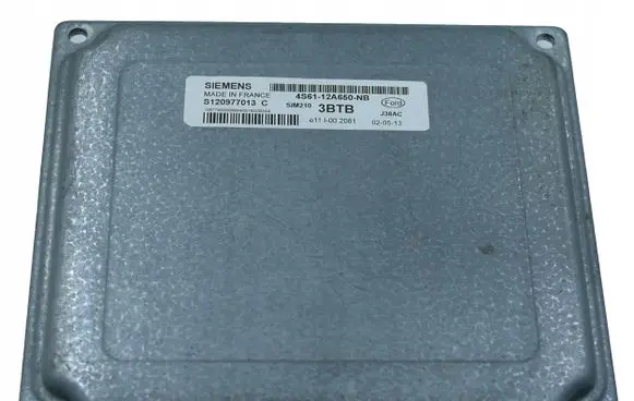 Ford Focus Engine control unit/module 4S6112A650NB 3BTB