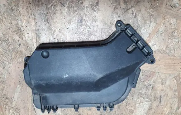 Audi A4 S4 B8 8K Fuse box cover 8K1907613B