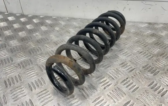 BMW 1 E81 E87 Rear coil spring