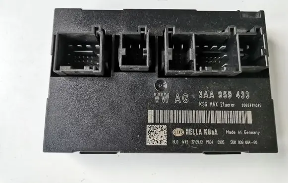 Volkswagen PASSAT B7 Comfort/convenience module 3AA959433