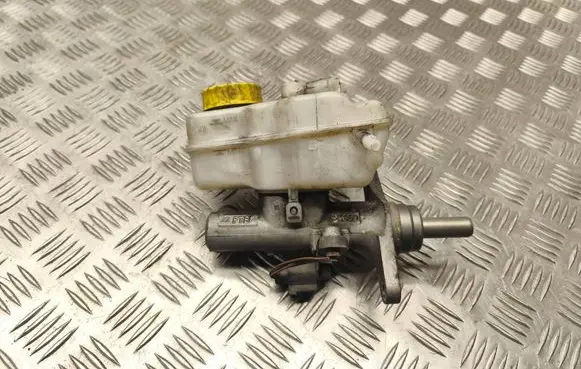 Seat Ibiza IV (6J,6P) Master brake cylinder 6R0611301A
