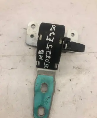 Mercedes-Benz E W213 Tailgate/trunk/boot hinge