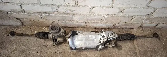 Volkswagen Caddy Steering rack 1K1423105