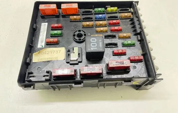 Volkswagen PASSAT B6 Fuse module 3C0971249