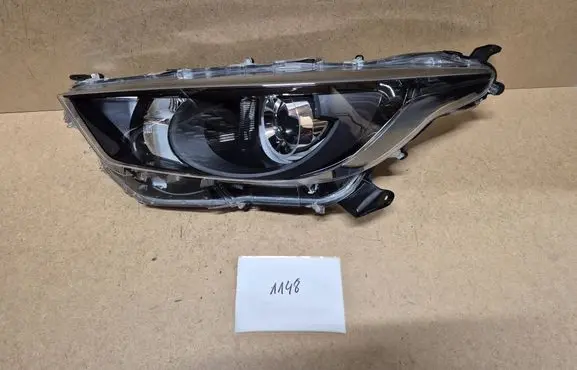 Toyota Yaris XP210 Headlight/headlamp K06
