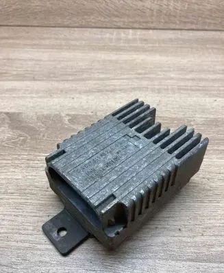 Coolant fan relay