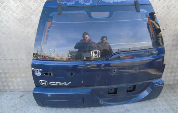 Honda CR-V Truck tailgate 