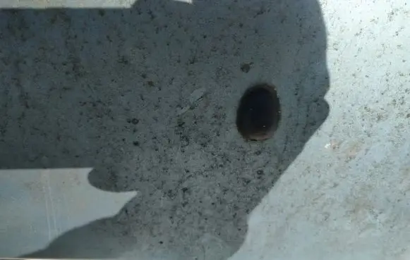 Windshield washer spray nozzle