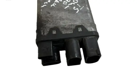 Volkswagen Transporter - Caravelle T5 Coolant fan relay 7H0919506B