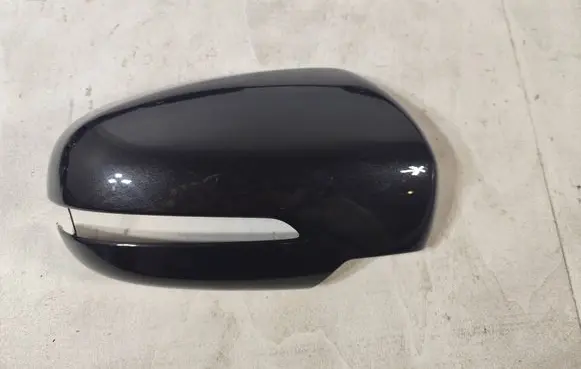 Suzuki SX4 S-Cross Plastic wing mirror trim cover 7101013L01