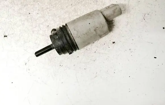 BMW 3 E90 E91 Windscreen/windshield washer pump 67126934159