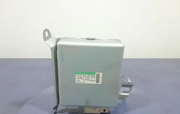 Toyota Avensis T270 Other control units/modules 8965005101