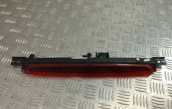 BMW X1 F48 F49 Third/center stoplight 7297446
