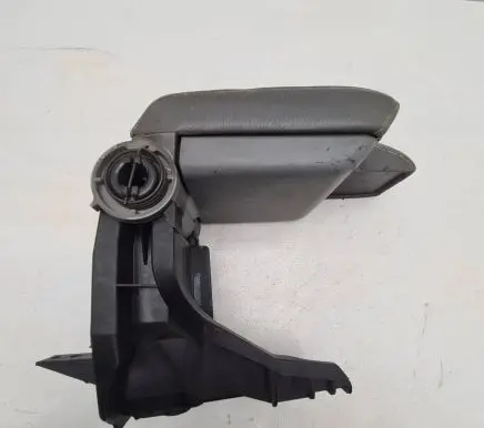 BMW 3 E46 Armrest 51168213679