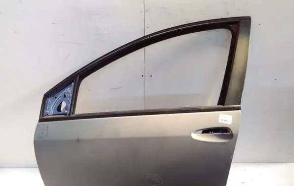 Fiat Croma Front door
