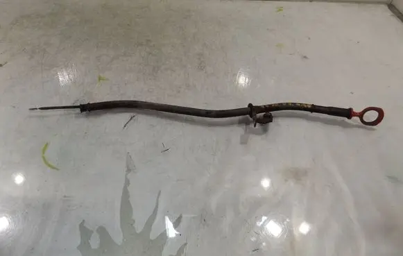 Volvo XC90 Oil level dip stick 