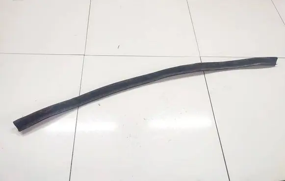 Opel Astra H Engine compartment rubber 