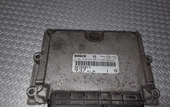 Alfa Romeo 147 Engine control unit/module 28SA5026 0281010332