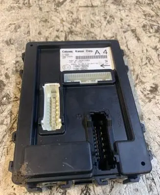 Nissan Juke I F15 Comfort/convenience module 116rai000280