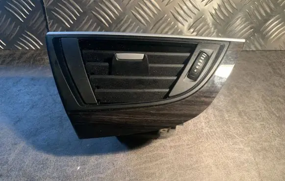 BMW 5 GT F07 Dashboard air vent grill cover trim 