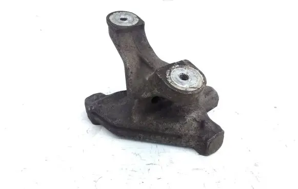 Honda CR-V Engine mounting bracket SWYWB